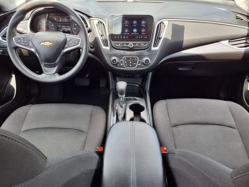 Used 2024 Chevrolet Malibu LT FWD image 10