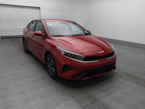 Used 2023 Kia Forte LXS FWD image 13