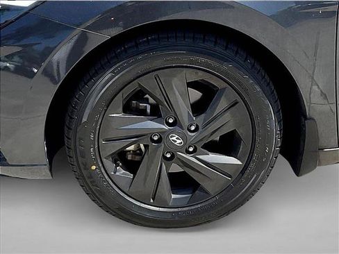 Used 2023 Hyundai Elantra SEL FWD image 10