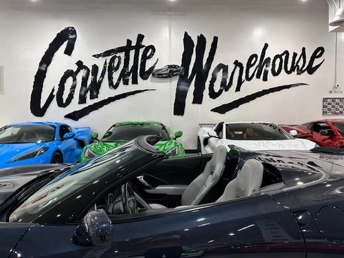 Used 2016 Chevrolet Corvette Stingray Convertible w/ 2LT Preferred Equipment Group RWD image 17