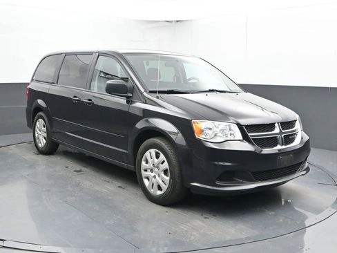 Used 2016 Dodge Grand Caravan SE w/ Quick Order Package 29E SE FWD image 6