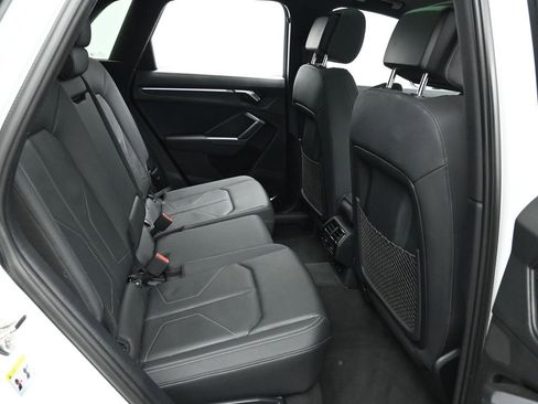 Used 2021 Audi Q3 2.0T Premium Plus w/ Premium Plus Package image 18