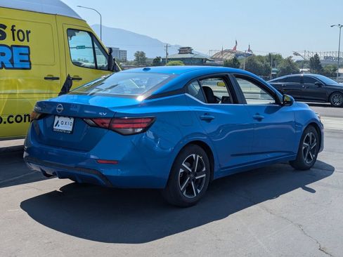 Used 2024 Nissan Sentra SV FWD image 3