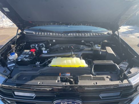 New 2025 Ford Expedition Max Platinum w/ Driver's Package image 39