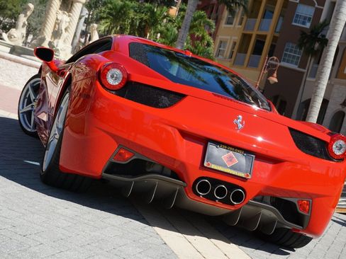 Used 2013 Ferrari 458 Italia Coupe image 65