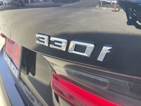 Used 2022 BMW 330i Sedan w/ Premium Package 2 image 33