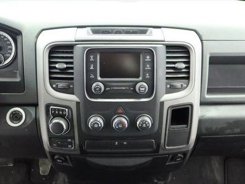 Certified 2018 RAM 1500 Express w/ Express Value Package AWD/4WD image 29