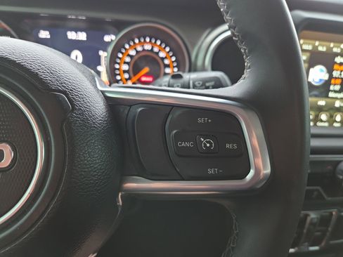 Certified 2023 Jeep Wrangler Sahara image 12