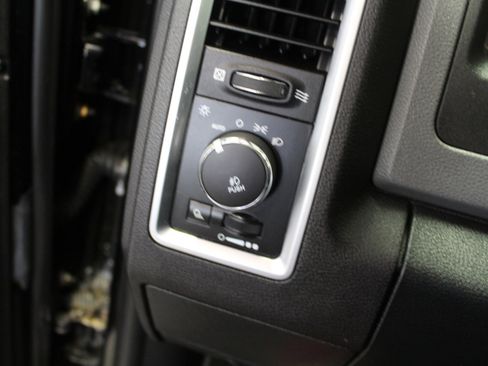 Used 2014 RAM 1500 Big Horn image 11