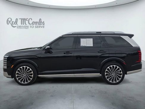 Used 2026 Hyundai Palisade Calligraphy FWD image 2