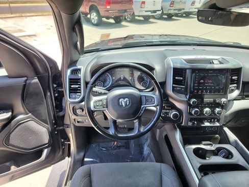 Used 2021 RAM 1500 Big Horn AWD/4WD image 17