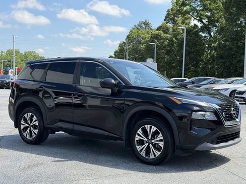 Certified 2023 Nissan Rogue SV FWD image 8