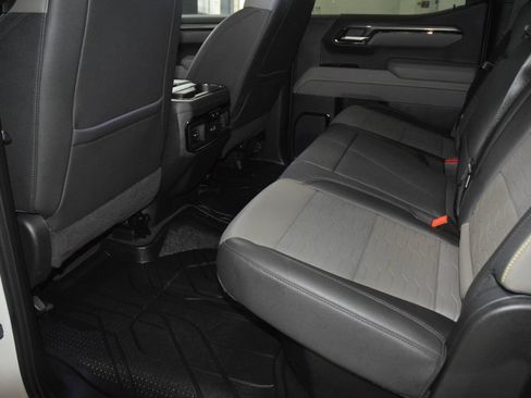 Used 2026 Chevrolet Silverado 1500 ZR2 AWD/4WD image 43