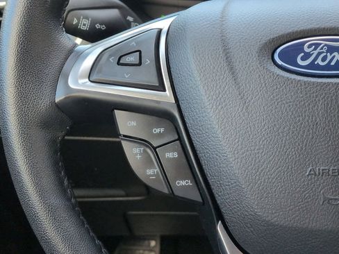 Certified 2024 Ford Edge SEL image 24