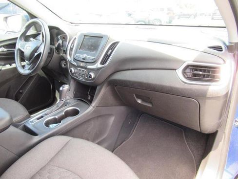 Used 2019 Chevrolet Equinox LT FWD image 11