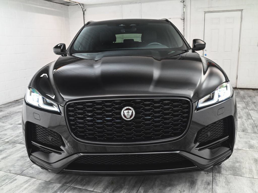 Used 2023 Jaguar F-PACE S AWD/4WD image 2
