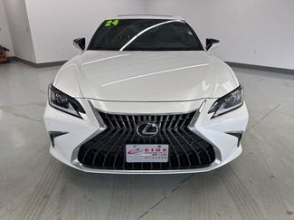 Used 2024 Lexus ES 250 w/ Premium Package video 3