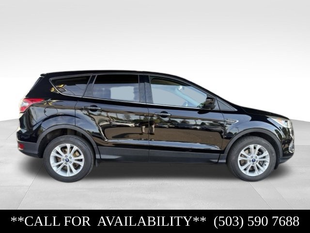 Used 2017 Ford Escape SE AWD/4WD image 6