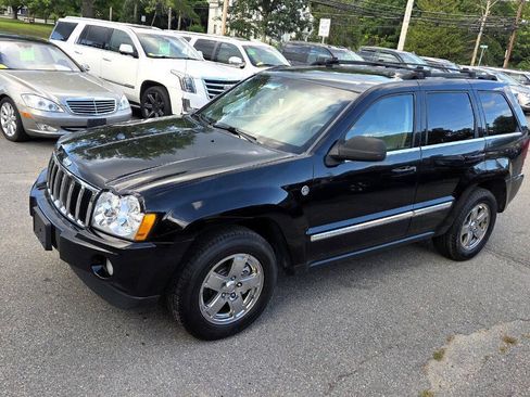 Used 2007 Jeep Grand Cherokee Limited AWD/4WD image 2