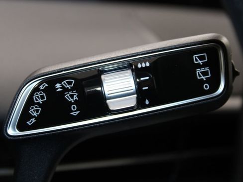 New 2026 Lincoln Nautilus Premier image 35