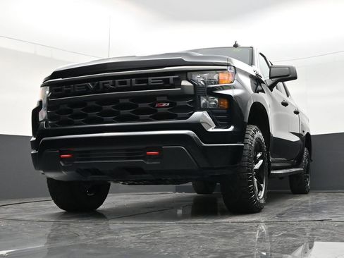 Used 2023 Chevrolet Silverado 1500 Custom Trail Boss image 28