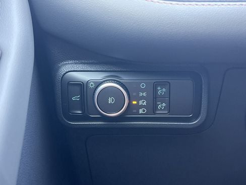 New 2026 Ford Explorer Active AWD/4WD image 11