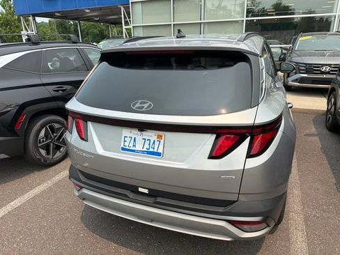 Certified 2025 Hyundai Tucson SEL AWD/4WD image 10