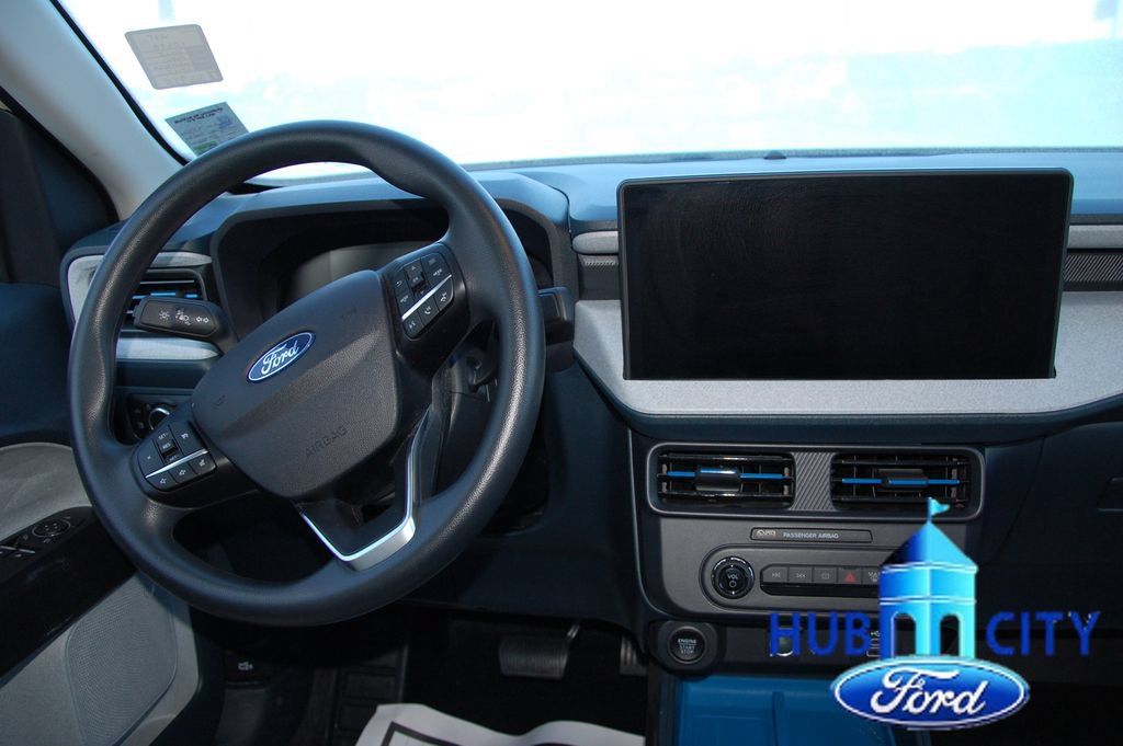 Used 2025 Ford Maverick XLT FWD image 19