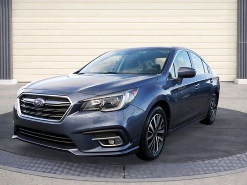 Used 2018 Subaru Legacy 2.5i Premium image 3