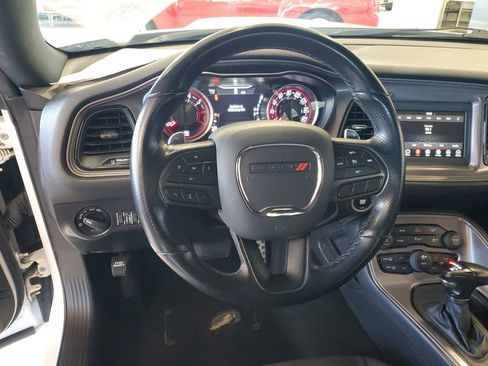 Used 2023 Dodge Challenger R/T image 25