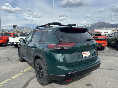 New 2026 Nissan Rogue SV AWD/4WD image 8