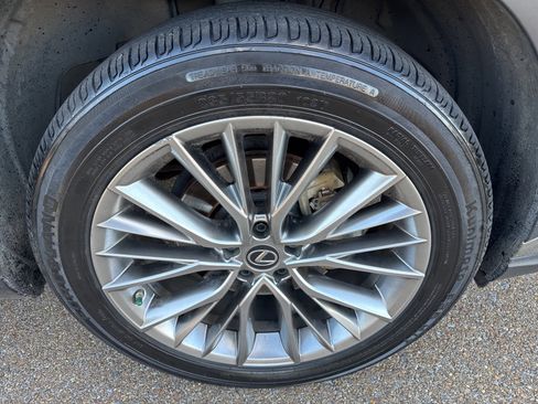 Used 2022 Lexus NX 350h 350h Luxury image 9