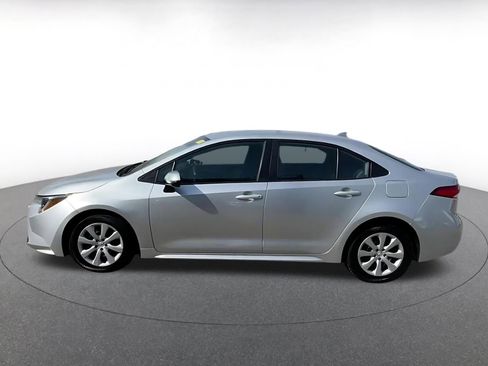Used 2023 Toyota Corolla LE image 9