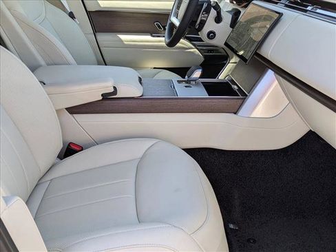 New 2026 Land Rover Range Rover SE AWD/4WD image 18