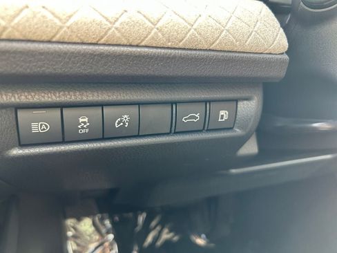 Used 2026 Toyota Camry XLE AWD/4WD image 22