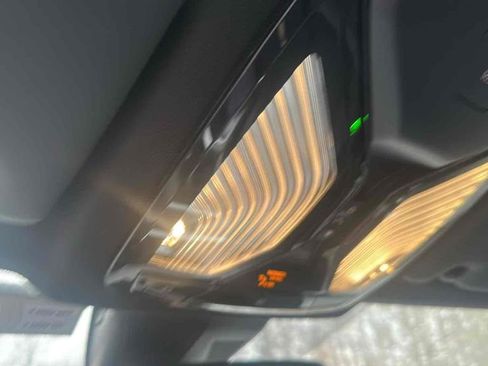 Used 2020 BMW 330i xDrive Sedan w/ Driving Assistance Package image 6