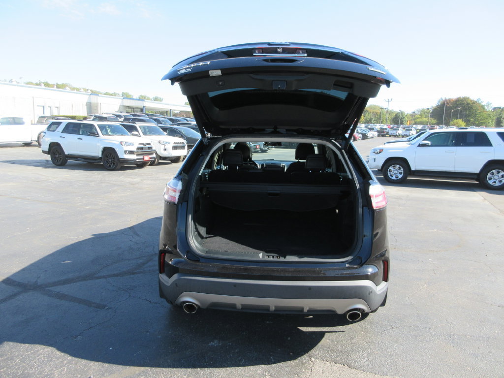 Used 2019 Ford Edge SEL w/ Equipment Group 201A AWD/4WD image 8