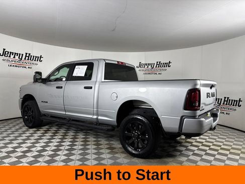 Used 2026 RAM 2500 Big Horn AWD/4WD image 9