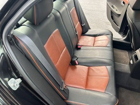 Used 2010 Chevrolet Malibu LTZ image 27