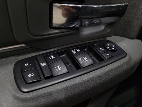 Used 2018 RAM 1500 Big Horn AWD/4WD image 27
