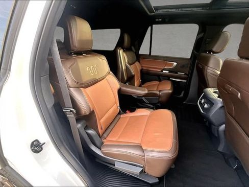 Used 2025 Ford Expedition King Ranch AWD/4WD image 25