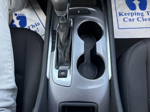 Used 2023 Chevrolet Malibu LT image 25