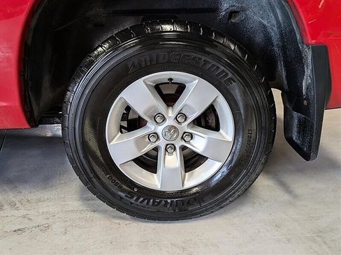 Used 2015 RAM 1500 Classic SLT w/ Remote Start & Security Group AWD/4WD image 15