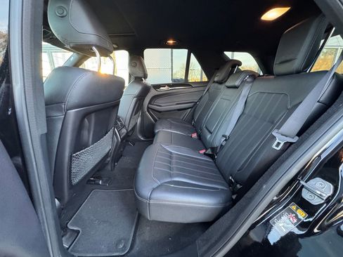 Certified 2019 Mercedes-Benz GLE 400 4MATIC image 9