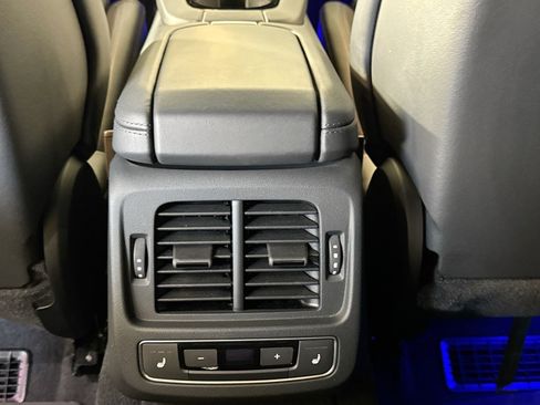 Used 2023 Audi RS e-tron GT w/ Carbon Performance Package image 23