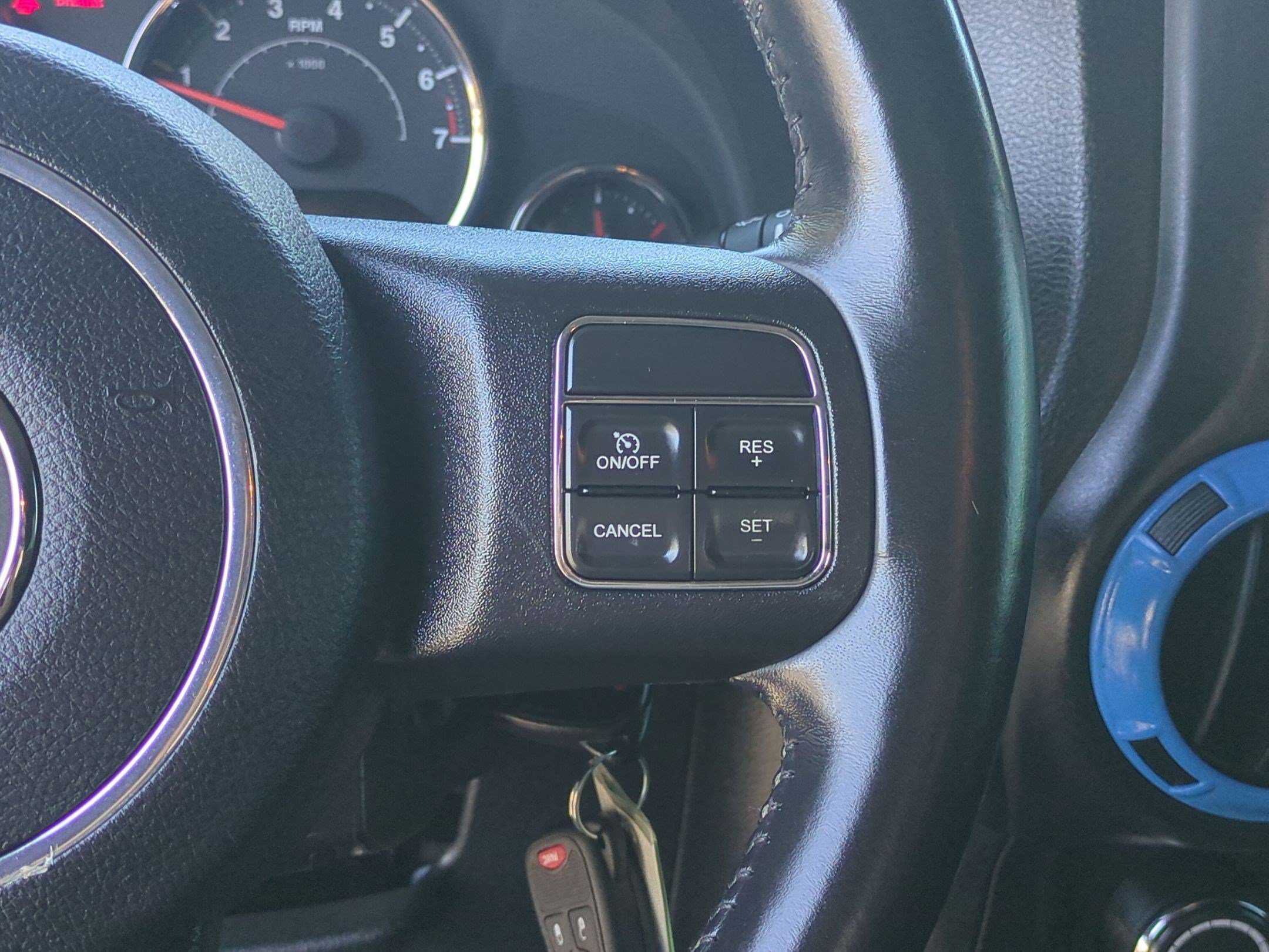 Used 2017 Jeep Wrangler Unlimited Sahara w/ Connectivity Group AWD/4WD image 18