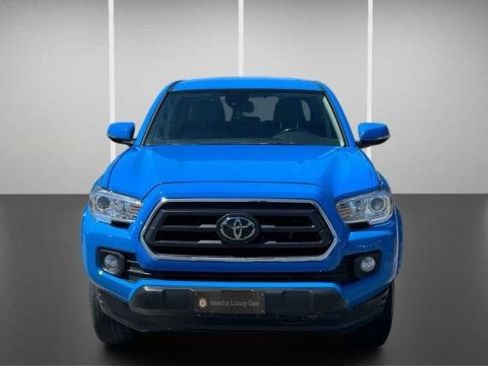 Used 2021 Toyota Tacoma SR5 w/ Technology Package AWD/4WD image 2