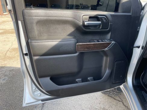 Used 2020 GMC Sierra 1500 Elevation w/ Elevation Value Package image 16