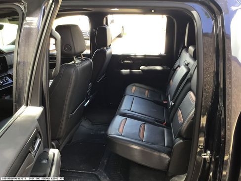 Used 2024 GMC Sierra 2500 AT4 w/ AT4 Premium Plus Package AWD/4WD image 9