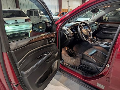 Used 2013 Cadillac SRX Performance w/ Driver Assist Package image 14